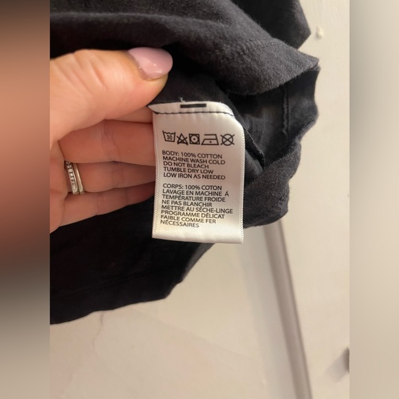 Truly Madly Deeply Halloween Pocket Tee Size Small - Picture 4 of 8